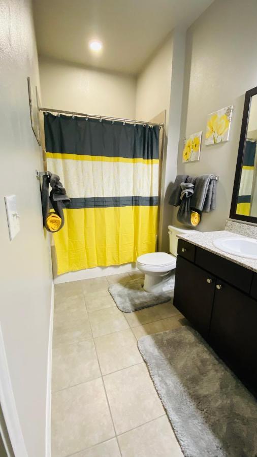 Walk To Nrg-City View Balcony- Free Parking-2Bdrm Near Nrg-Med Center-Galleria-Downtown Houston Exterior foto